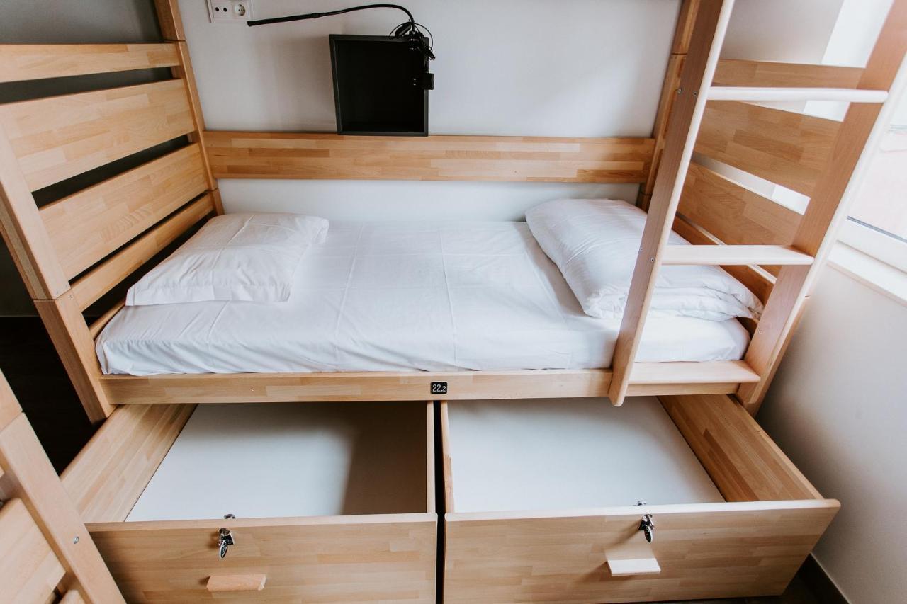 Dreams House Hostel Faro Bagian luar foto